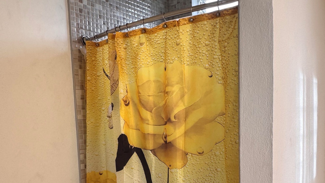 Photo of Bathroom in Maxwell