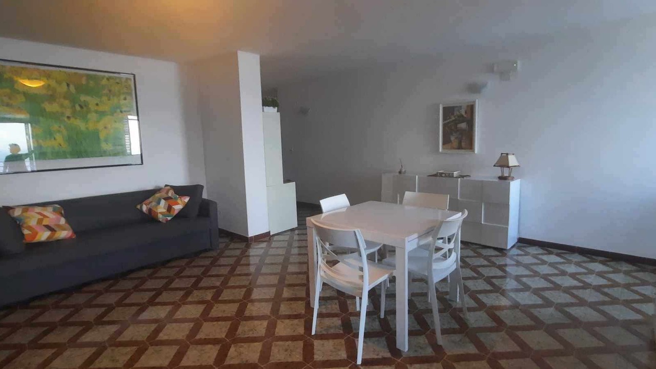 Photo of Livingroom in Raito
