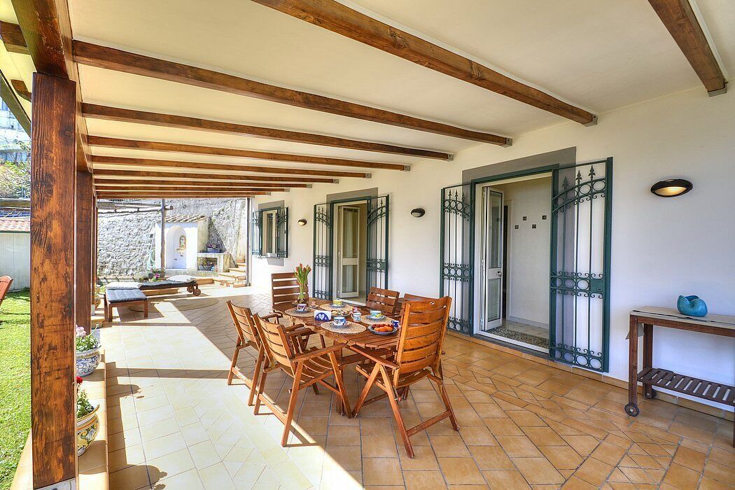 Photo of Outdoor in Raito