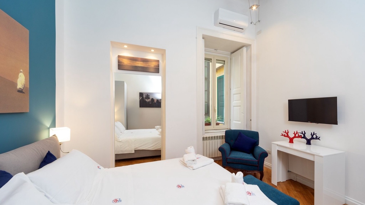 Photo of Bedroom in Chiaia