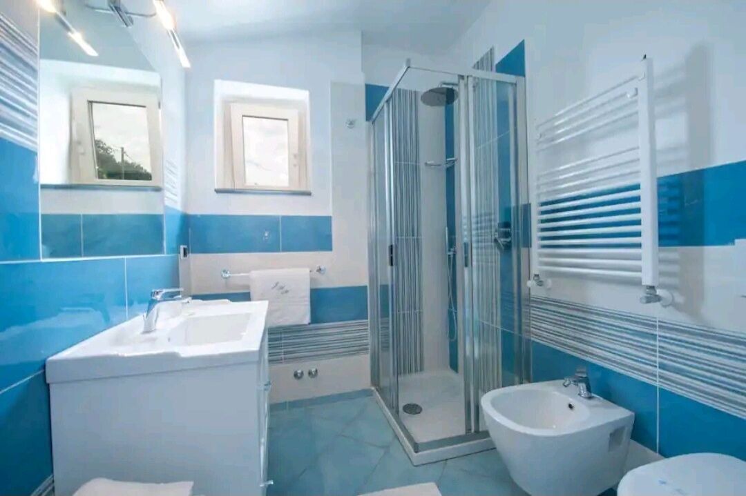 Photo of Bathroom in Furore