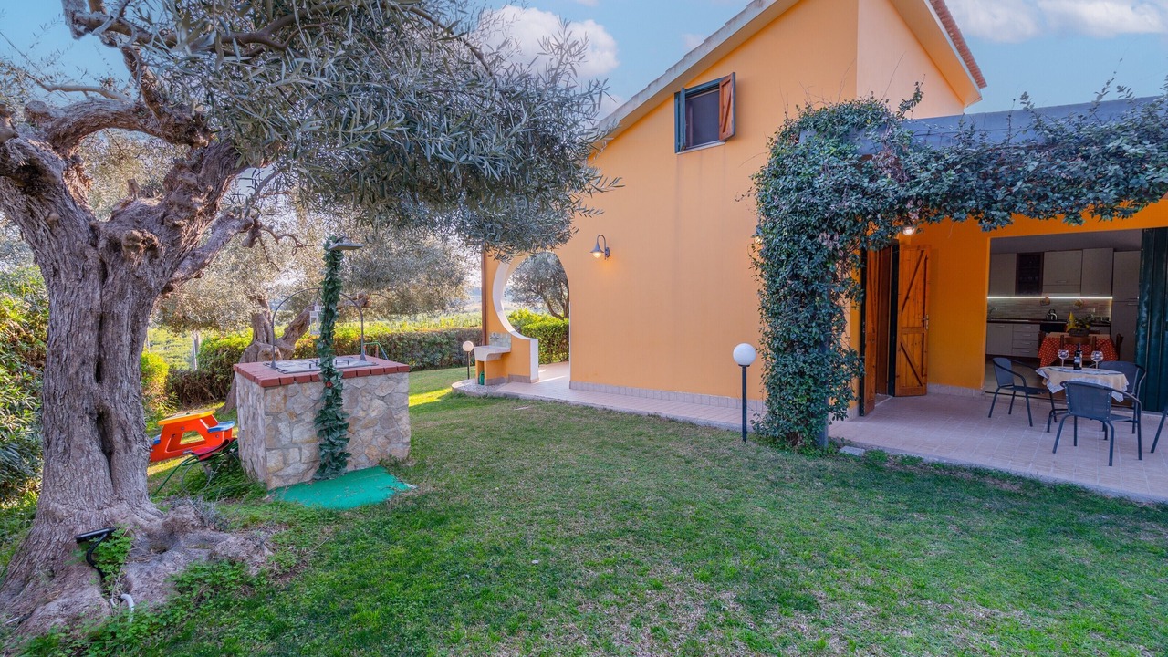Photo of Outdoor in Avola