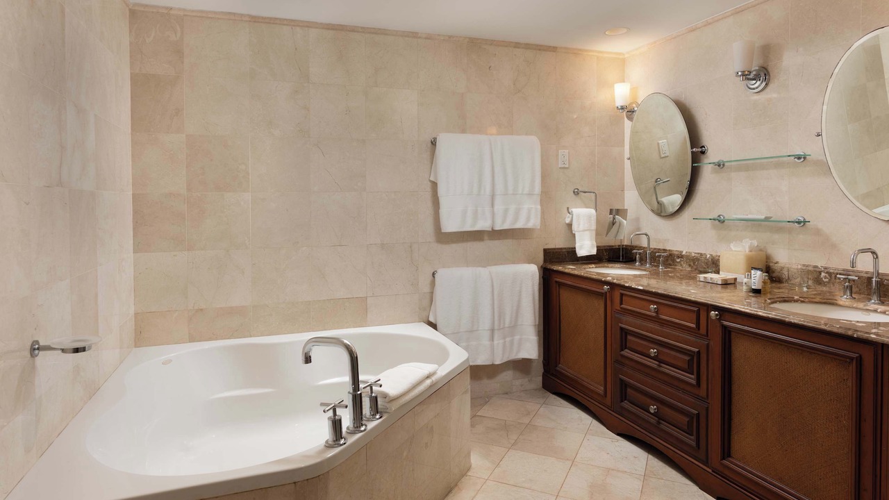 Photo of Bathroom in Little Battaleys