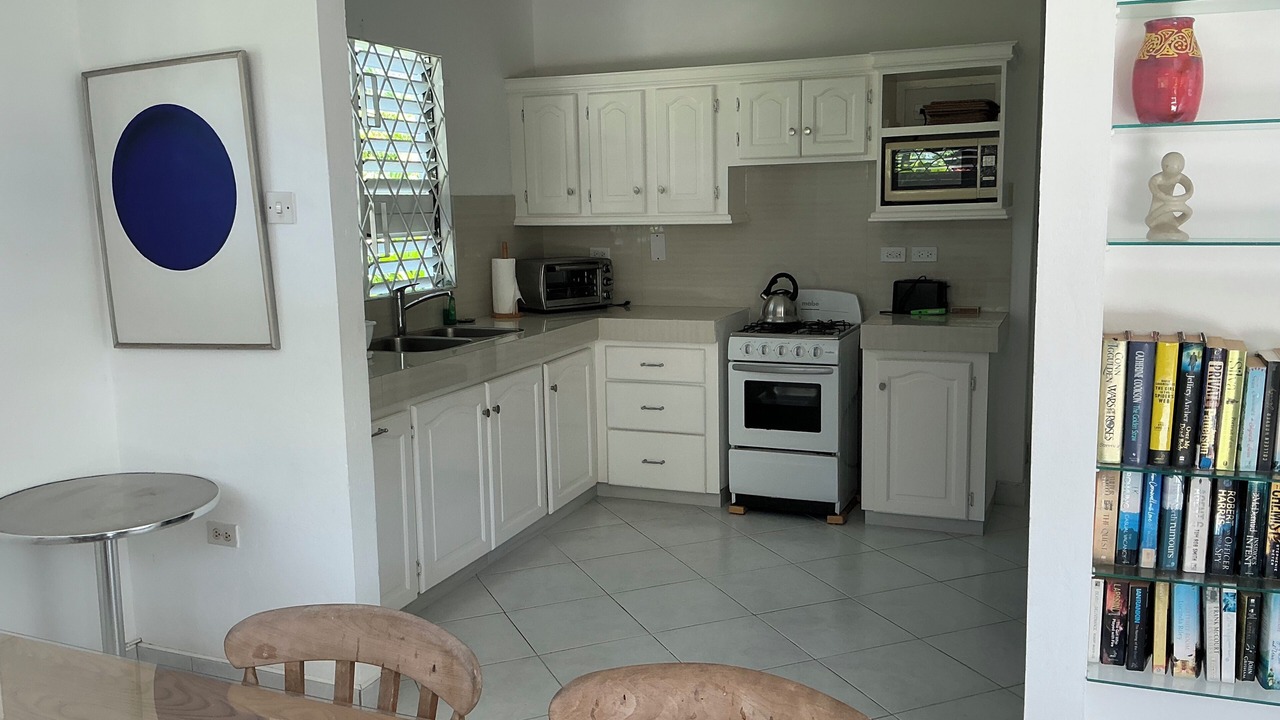 Photo of Kitchen in Gibbs Bay