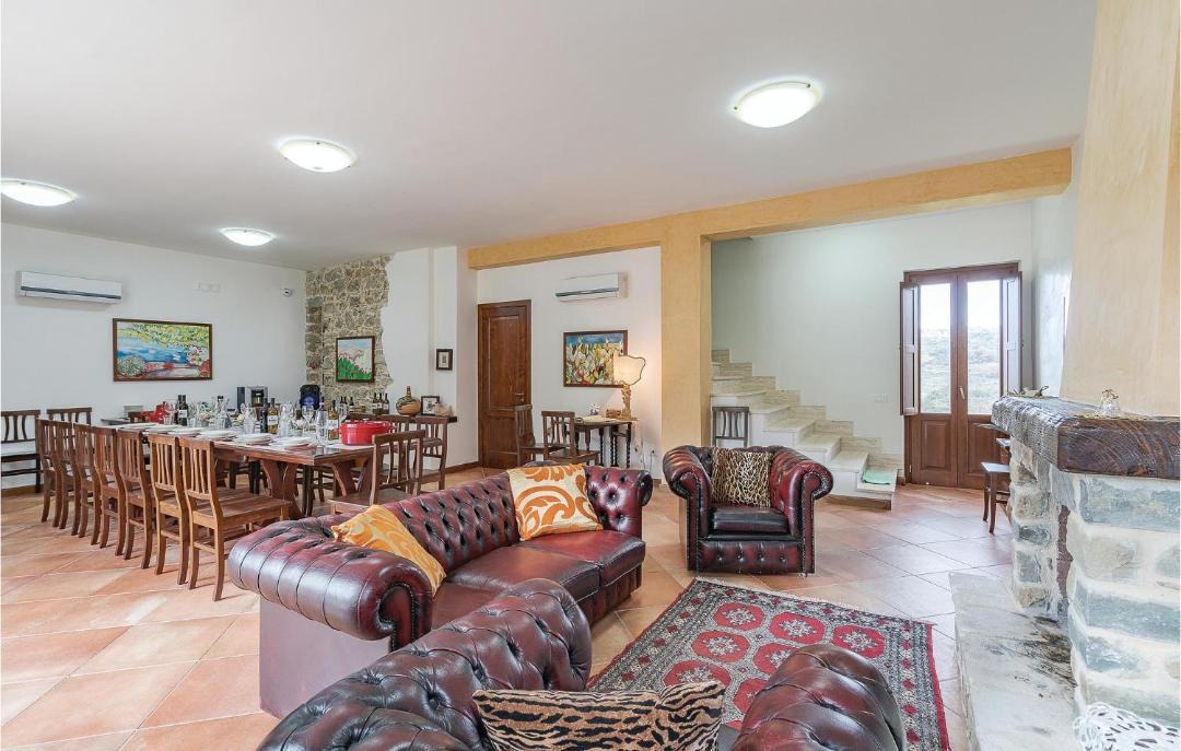 Photo of Others in Torchiara