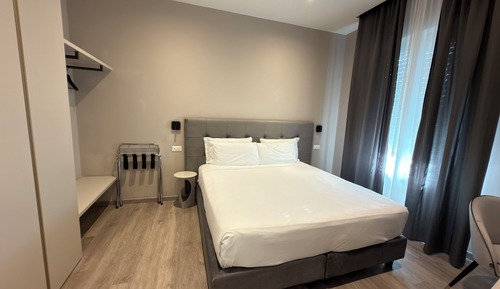 Standard Suite