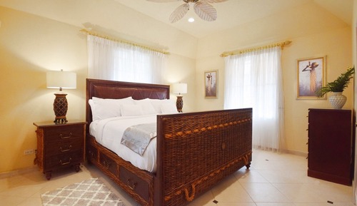 House, 5 Bedrooms