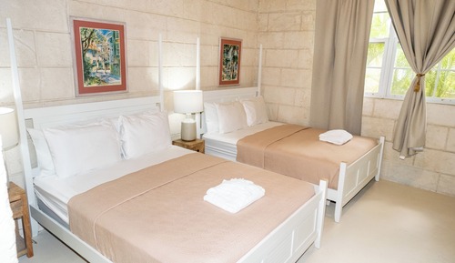 Carriage House Suite