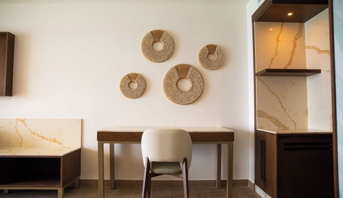 Luxury Junior Suite Swim Out
