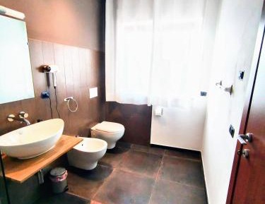 Quadruple Room with Private Bathroom