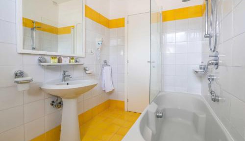 Superior Double or Twin Room with Sea View