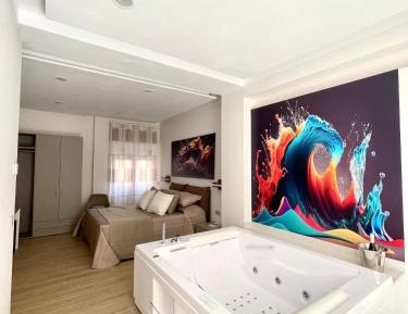 Queen Room with Spa Bath