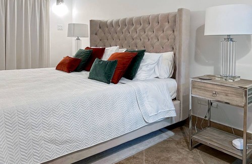 Gibbs Bay Condo | Zenbreak Kingsgate #4