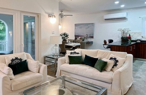 Gibbs Bay Condo | Zenbreak Kingsgate #4