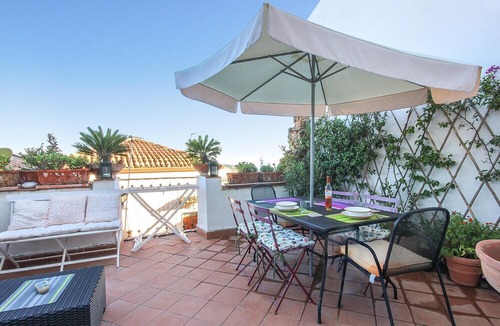 Castellabate Historic Centre House | Amazing Home in Castellabate With 3 Bedrooms and Wifi