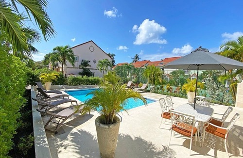 Porters House | Relax Poolside At This Stylish Townhouse - Porters Gate 24 by BSL Rentals
