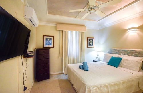 Saint Lawrence Apartment | Indramer Condos by Bluescape