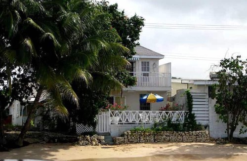 Mullins Apartment | Cassandra 2 Beach Apartments