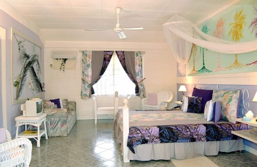 Mullins House | The Legend Garden Condos