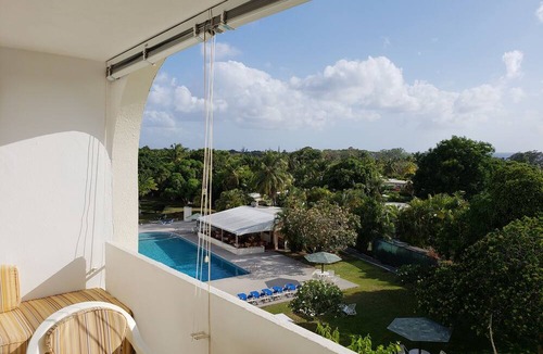 Sunset Crest Apartment | Golden View Apartments