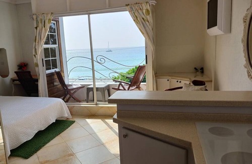 Durants Apartment | Coral Lane Beach Apartments