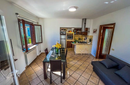 Vasto Villa | Villa Limone con Giardino a Vasto. Spiaggia a 5min Riserva Naturale