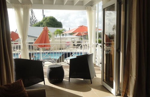 Weston Apartment | Lovely apartment with direct access to the pool