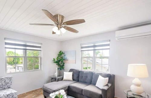 Dover Apartment | Private Porch Near Dover Beach and St. Lawrence
