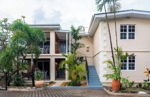 Dover Apartment | Private Porch Near Dover Beach and St. Lawrence