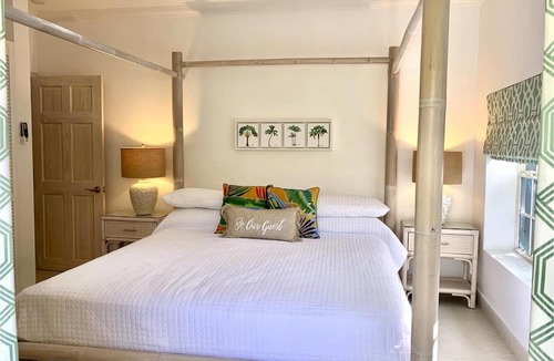 Dover Apartment | Beautiful Beachfront Apartment: Turtles Nest B