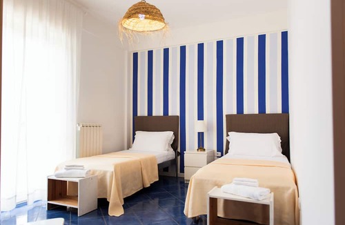Salerno Apartment | Family Apartment on the Salerno Hills Free Parking Relax