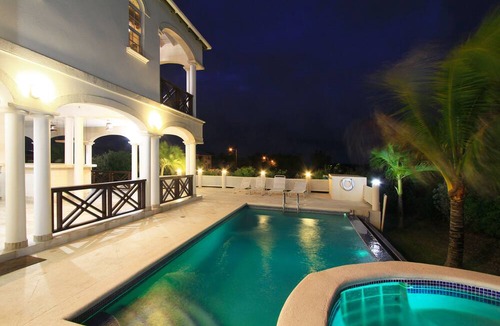 Silver Sands Apartment | Long Breeze Villa - Christ Church
