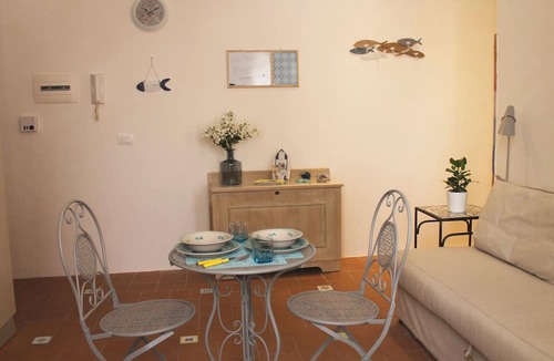 Rione Duomo Apartment | Le Petit Bouganville Guesthouse
