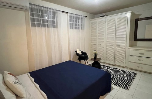 Below Rock Apartment | South Coast Vibes – Charming 2 Bedroom, 1 Bathroom Self-Contained Apartment