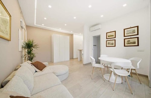 Historical Center Apartment | Apartment 'Domus Toledo' with Private Terrace, Wi-Fi and Air Conditioning