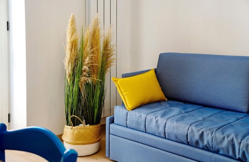 Castellammare di Stabia Apartment | Apartment 'Partenope' with Balcony, Wi-Fi and Air Conditioning