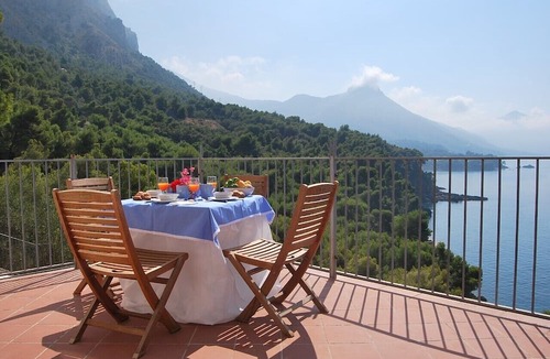 Maratea Apartment | Apartment with breathtaking views, terrace and direct access to the sean