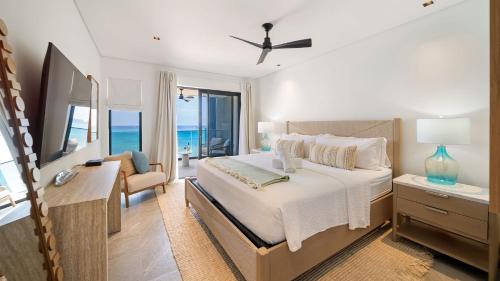 Brighton Apartment | Luxury Beachfront Condo - Allure 501