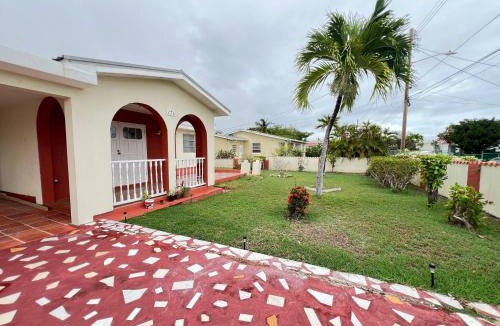 Chancery Lane House | Hy-De-Way 3BR Near Miami Beach Oistins