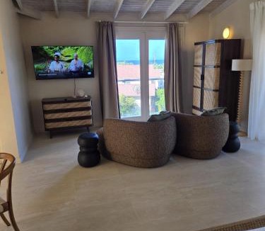 Mullins Apartment | Mullins Townhouse