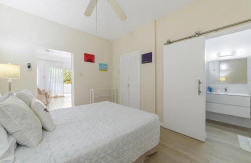 Sunset Crest Apartment | Golden View No 107