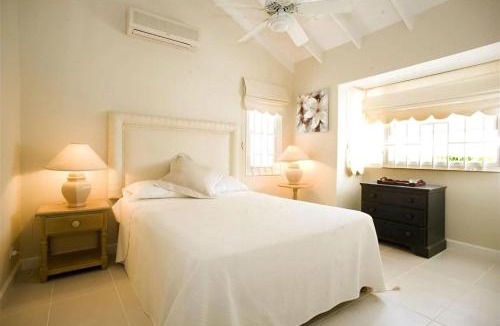Porters House | Mango Court 1 - by ZenBreak