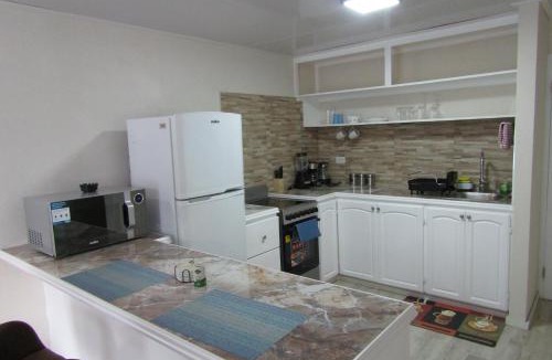 Prospect Apartment | 102 Batts Rock Beach Condos