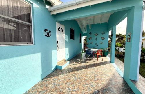Douglas House | Steps to the Sea - by ZenBreak
