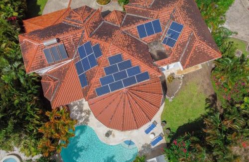 Holder's Hill Villa | Marzalea - by ZenBreak