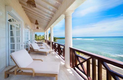 Inch Marlowe Villa | Stunning ocean views with pool - Coral Cove House