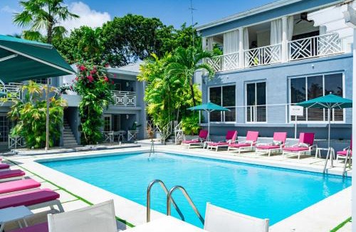 Sunset Crest Hotel | The Palms Resort