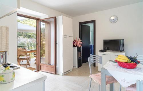 Torraca House | Amazing Home In Torraca With Wifi