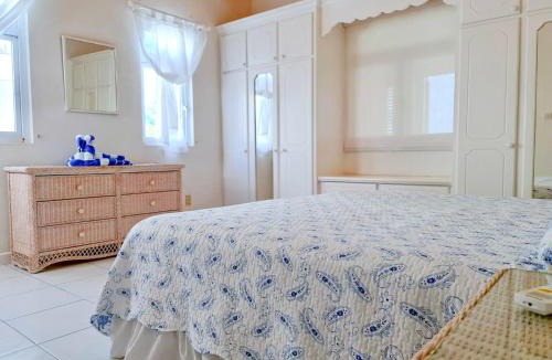 Silver Sands Apartment | Beautiful Seaside 2BR Apartments