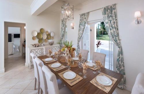 Mullins Villa | Villa Sundown